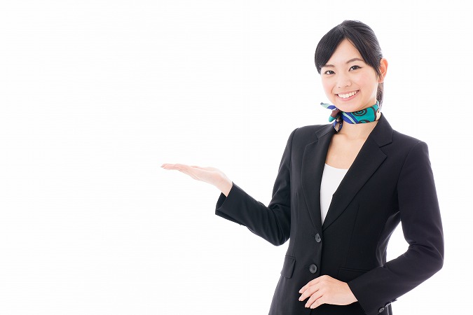紹介する女性
